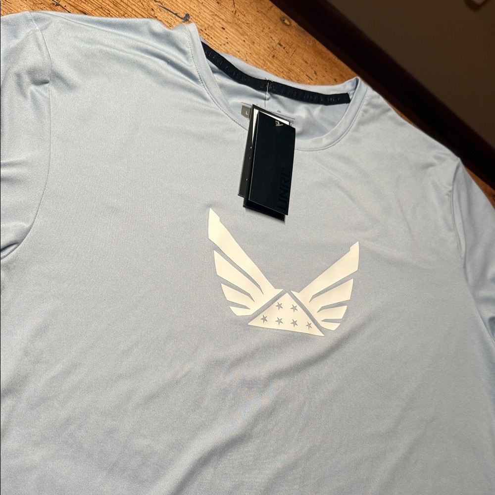UNRL Men’s Ultra Tee